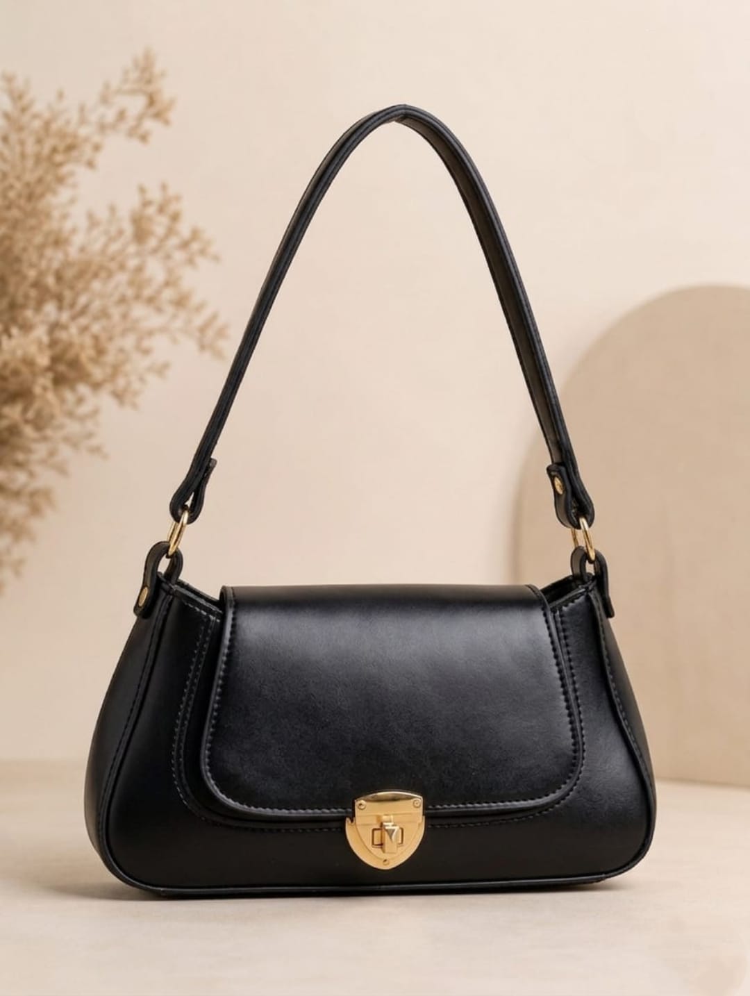 Elegant Women's Flap Shoulder Purse – Premium Leather-Look Finish