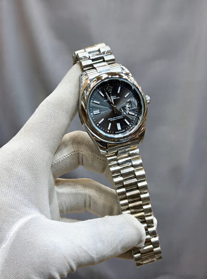 Rolex Oyster Perpetual Stainless Steel Watch – Premium Analog Timepiece with Date Display & Luminous Dial**