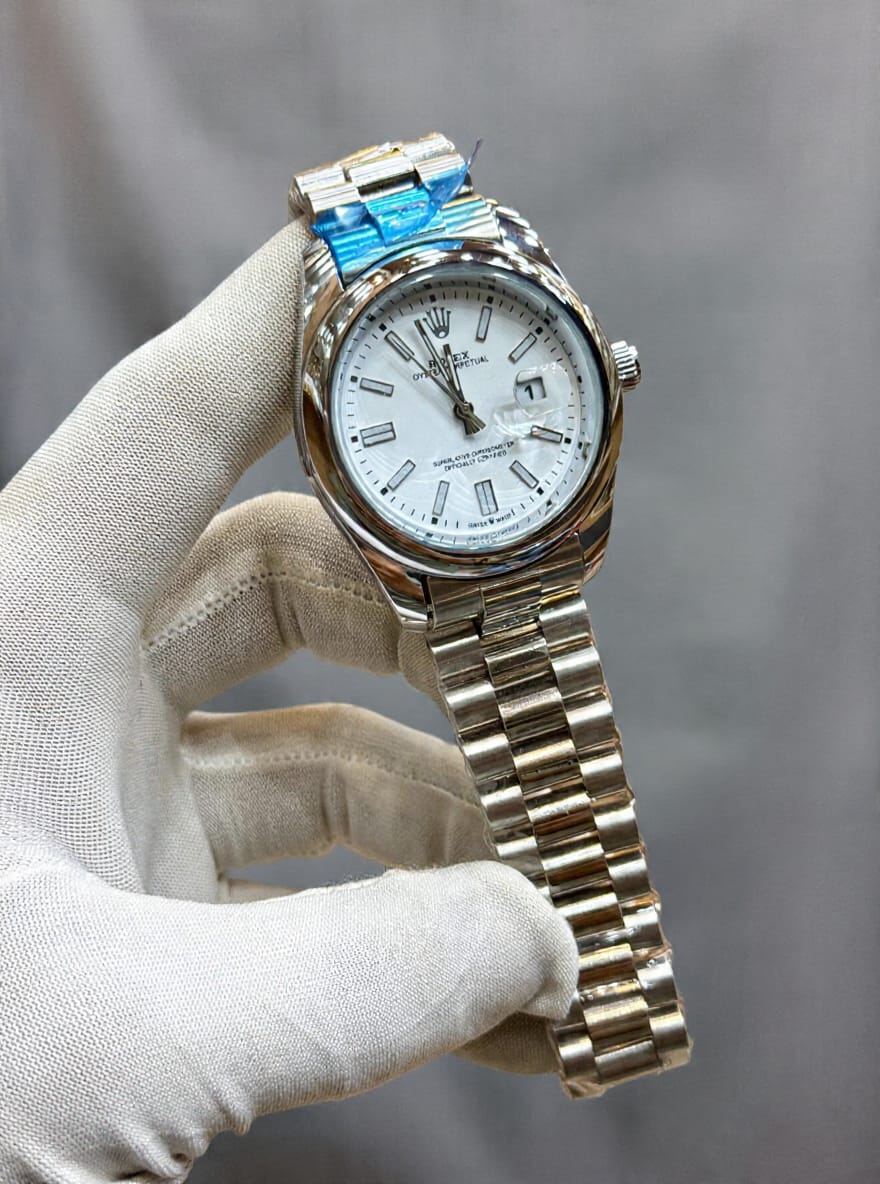 Rolex Oyster Perpetual Stainless Steel Watch – Premium Analog Timepiece with Date Display & Luminous Dial**